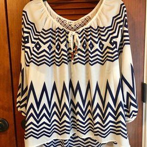 Jolt Wide-Cut Women’s Chevron Long Sleeve Blouse